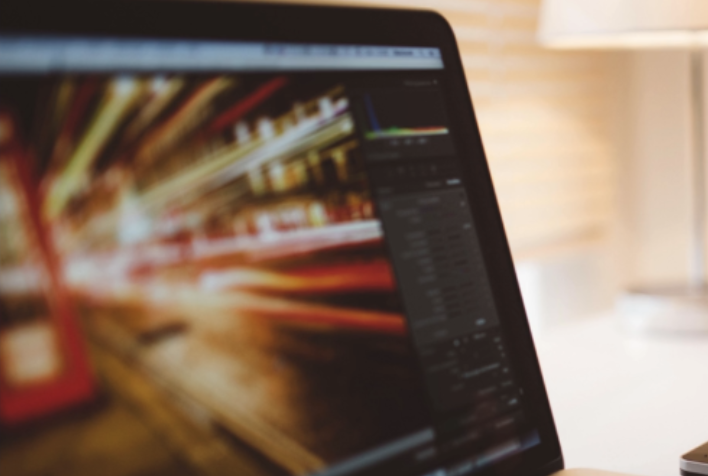 Tips For Users to Detect AI-Generated Content